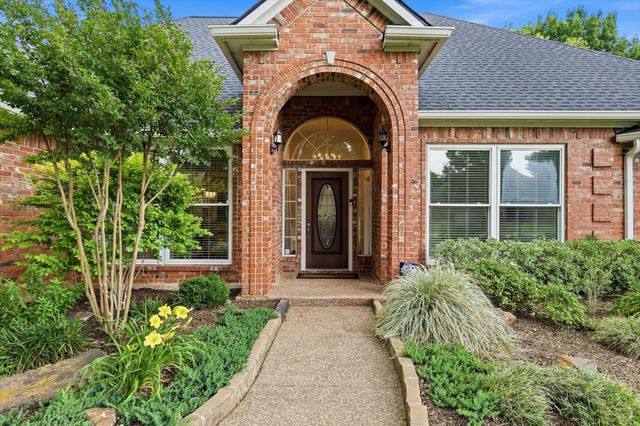 122 Chapel Hill Drive, Double Oak, TX 75077