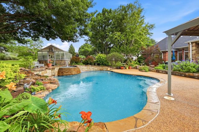 122 Chapel Hill Drive, Double Oak, TX 75077