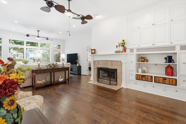 122 Chapel Hill Drive, Double Oak, TX 75077