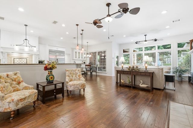122 Chapel Hill Drive, Double Oak, TX 75077
