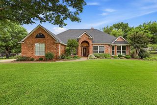 122 Chapel Hill Drive, Double Oak, TX 75077