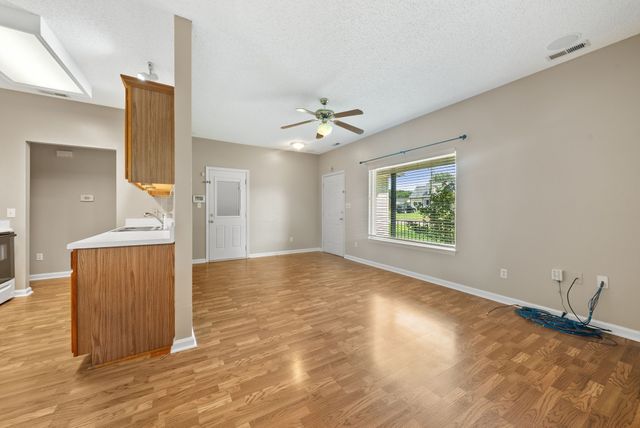 2828 Spring Meade Blvd, Columbia, TN 38401
