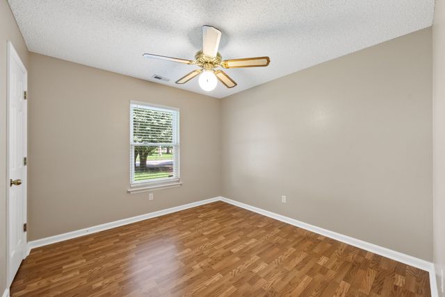 2828 Spring Meade Blvd, Columbia, TN 38401