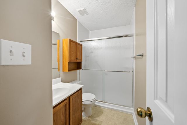 2828 Spring Meade Blvd, Columbia, TN 38401