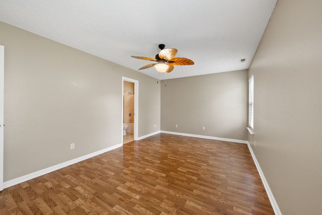 2828 Spring Meade Blvd, Columbia, TN 38401