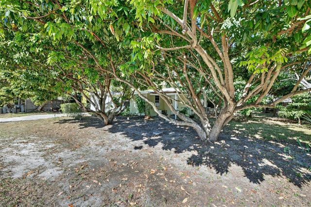 617 NW 43rd Court, Oakland Park, FL 33309