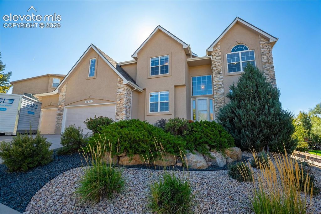 1247 Castle Hills Place, Colorado Springs, CO 80921 — photo 2