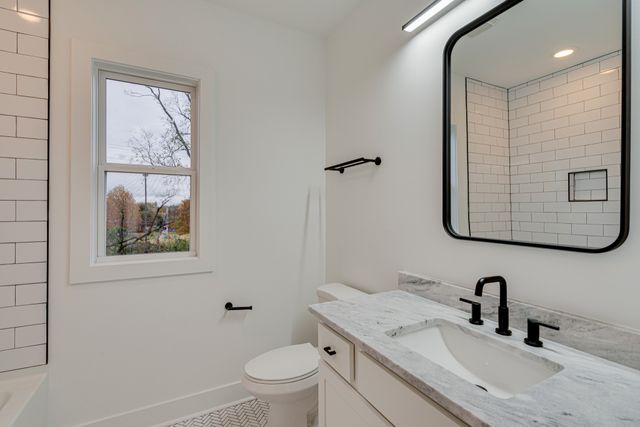 61B Cannon St, Nashville, TN 37210