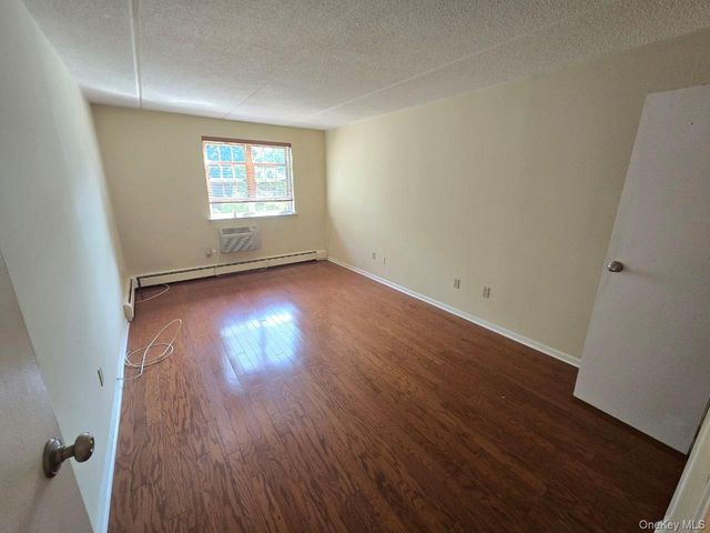 1 Consulate Drive 1E, Tuckahoe, NY 10707