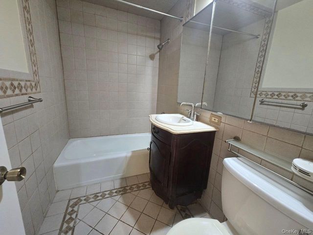1 Consulate Drive 1E, Tuckahoe, NY 10707