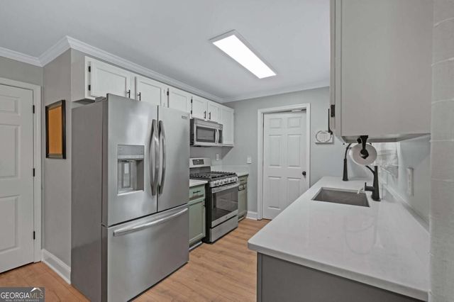 2208 Dresden Green NW, Kennesaw, GA 30144
