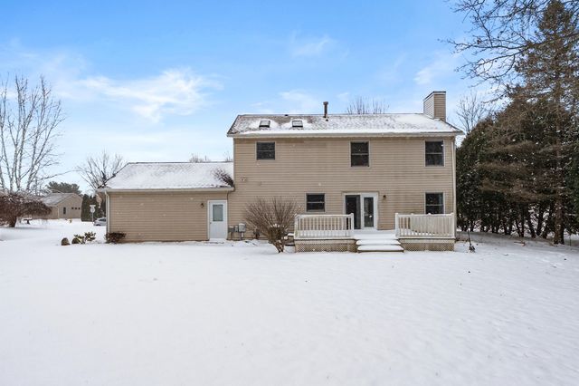 3733 Starchief Drive, Kalamazoo, MI 49048