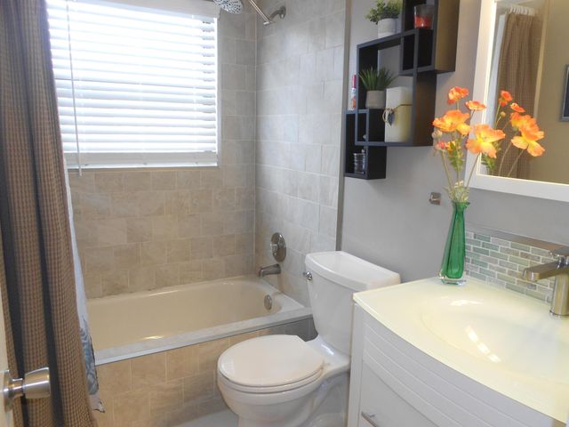 2217 Cypress Island Drive 701, Pompano Beach, FL 33069