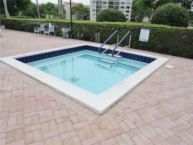 2217 Cypress Island Drive 701, Pompano Beach, FL 33069
