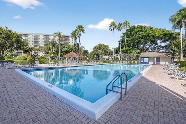 2217 Cypress Island Drive 701, Pompano Beach, FL 33069