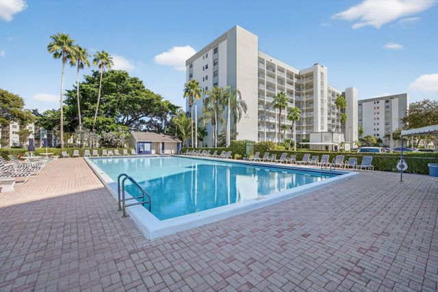 2217 Cypress Island Drive 701, Pompano Beach, FL 33069