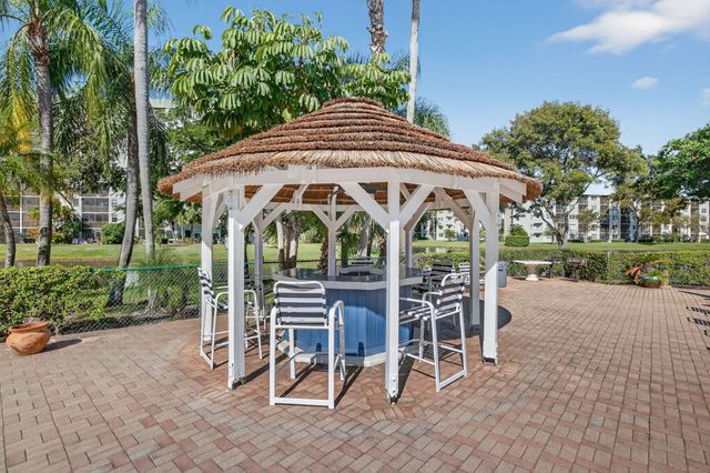 2217 Cypress Island Drive 701, Pompano Beach, FL 33069
