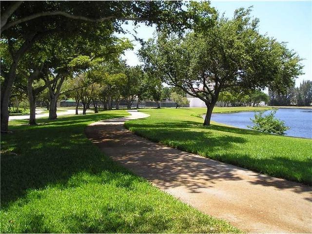 2217 Cypress Island Drive 701, Pompano Beach, FL 33069