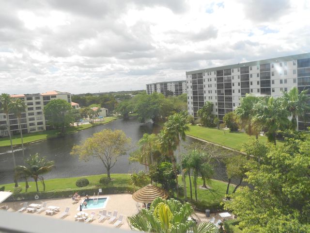 2217 Cypress Island Drive 701, Pompano Beach, FL 33069