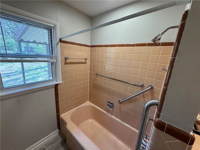 119 Miller Street, Fayetteville, AR 72703