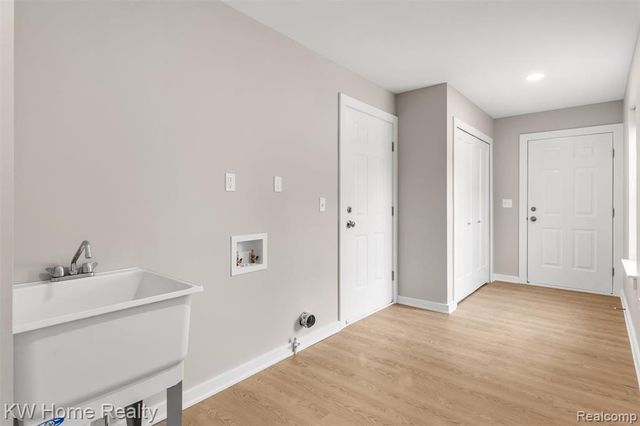 5710 N Karle Street, Westland, MI 48185