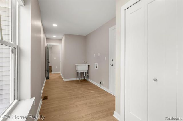 5710 N Karle Street, Westland, MI 48185