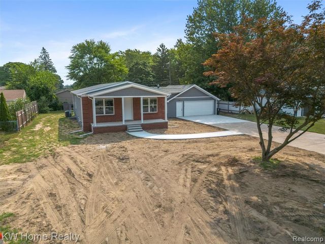 5710 N Karle Street, Westland, MI 48185