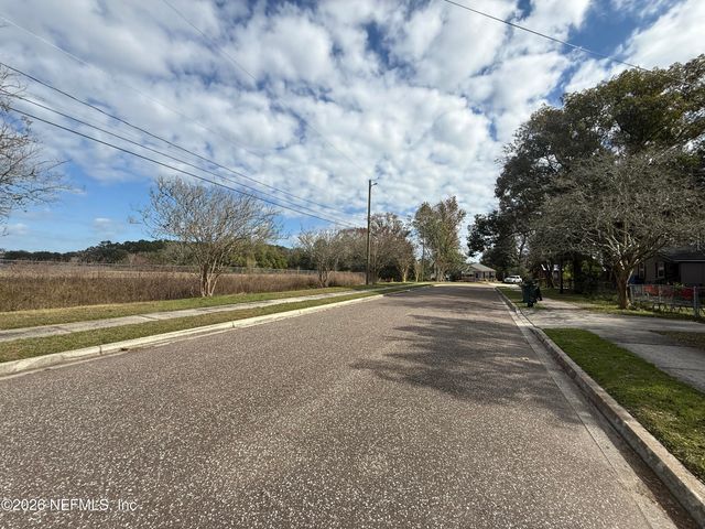 2050 W 40TH Street, Jacksonville, FL 32209