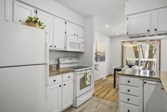 843 Hemlock Drive, Verona, WI 53593