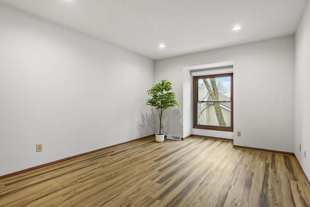 843 Hemlock Drive, Verona, WI 53593