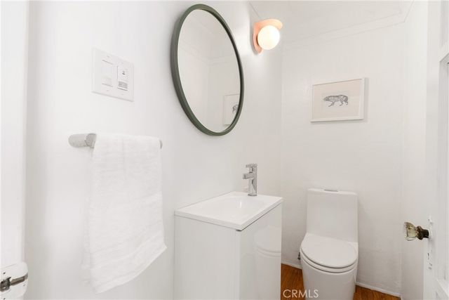2240 Eucalyptus, Long Beach, CA 90806