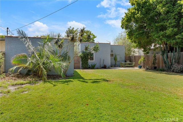 2240 Eucalyptus, Long Beach, CA 90806