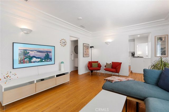 2240 Eucalyptus, Long Beach, CA 90806