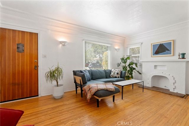2240 Eucalyptus, Long Beach, CA 90806