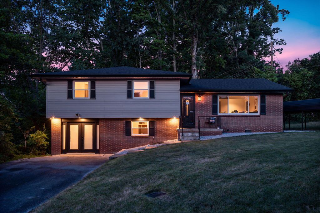 3802 Highland Circle, Chattanooga, TN 37415