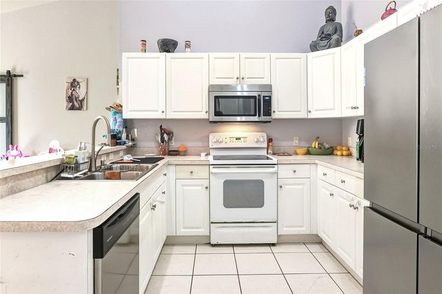 1703 OAKWOOD ESTATES DRIVE, Plant City, FL 33563