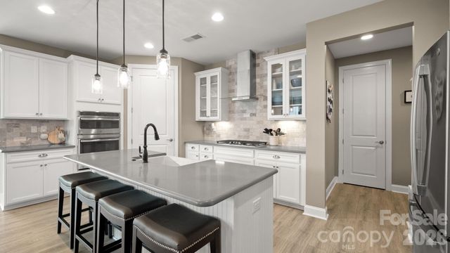2696 Suffolk Place, Fort Mill, SC 29715