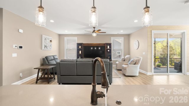 2696 Suffolk Place, Fort Mill, SC 29715