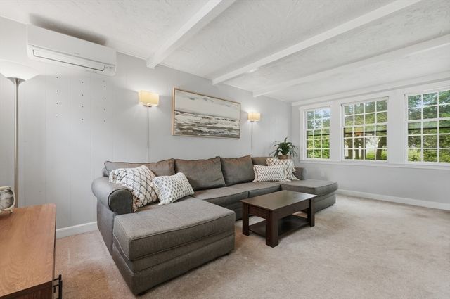 61 Gay Street, Norwood, MA 02062