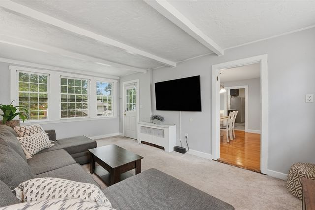 61 Gay Street, Norwood, MA 02062