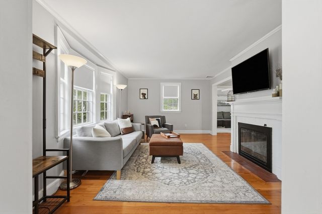 61 Gay Street, Norwood, MA 02062