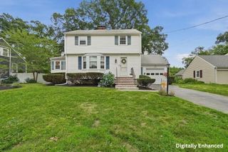 61 Gay Street, Norwood, MA 02062