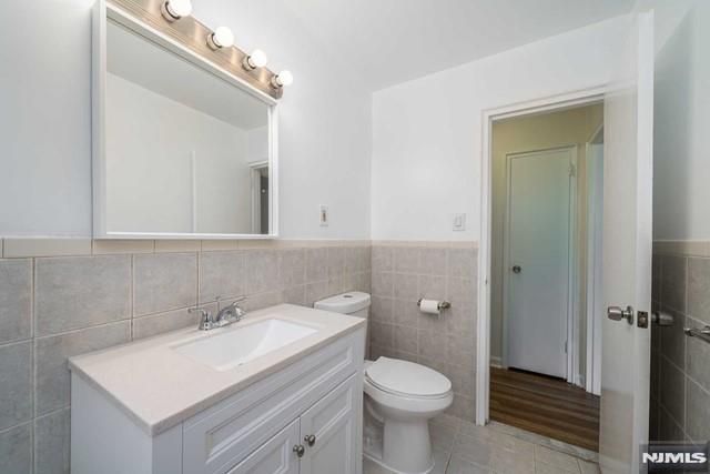 2330 Linwood Avenue 4C, Fort Lee, NJ 07024