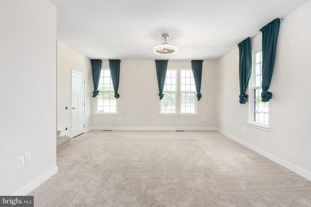 1000 ALUM SPRING RD, Fredericksburg, VA 22401