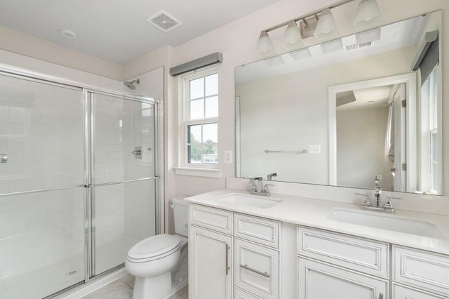 1000 ALUM SPRING RD, Fredericksburg, VA 22401