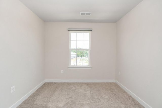1000 ALUM SPRING RD, Fredericksburg, VA 22401