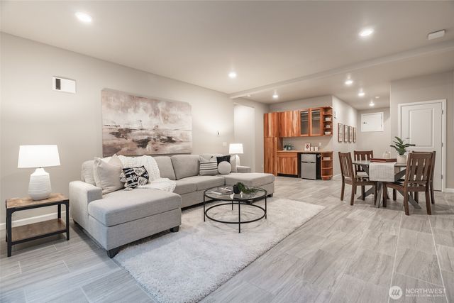 4422 237 Place SE, Bothell, WA 98021