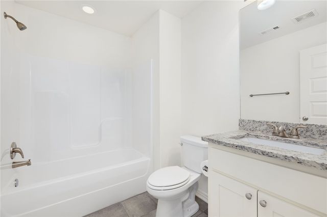 254 N Penzo Avenue, Tontitown, AR 72762