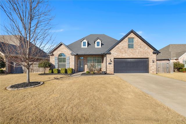 254 N Penzo Avenue, Tontitown, AR 72762