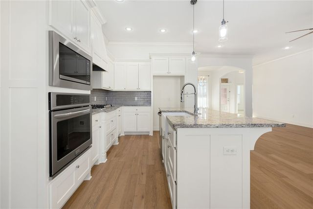 254 N Penzo Avenue, Tontitown, AR 72762